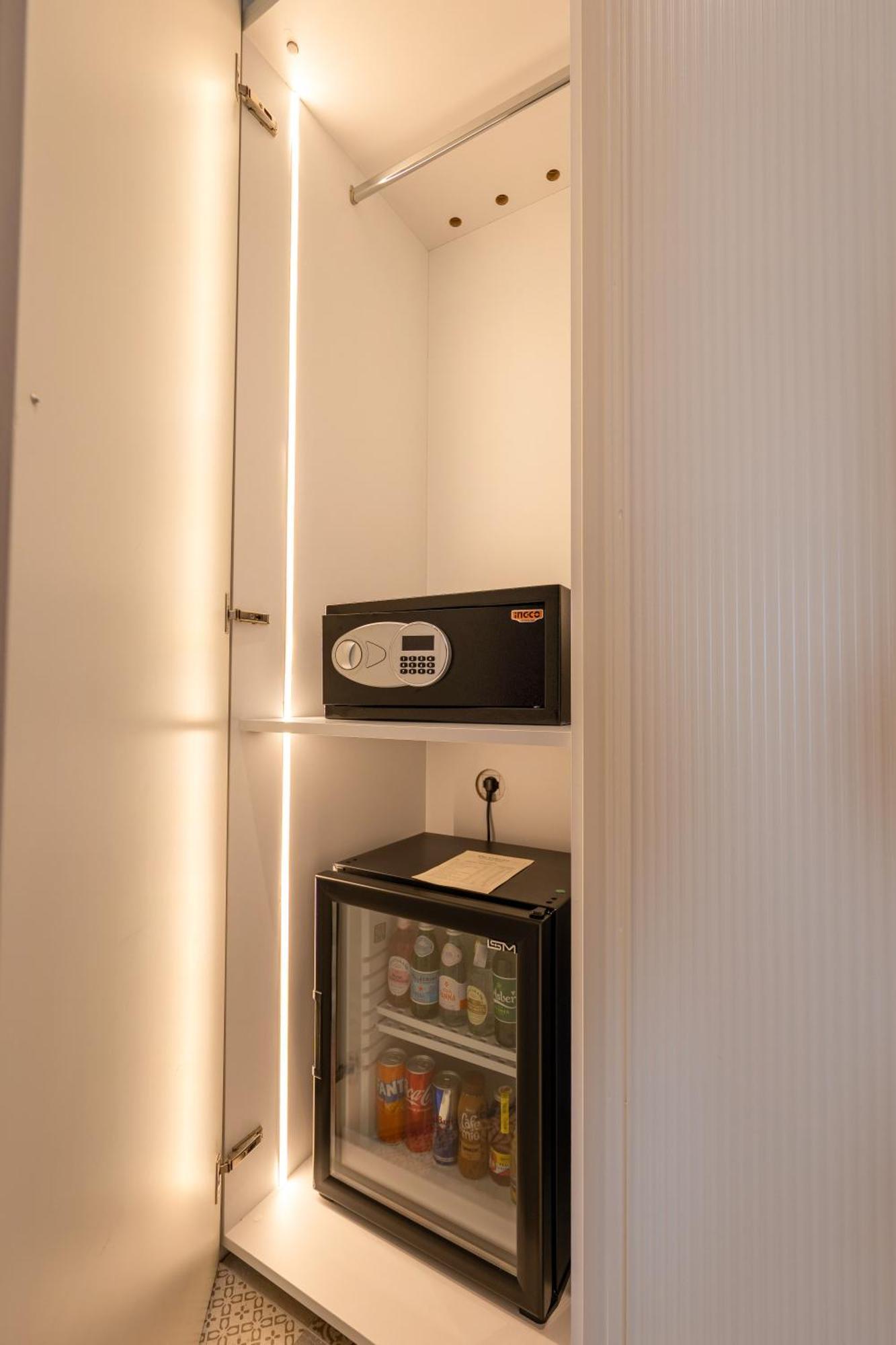 The Collector Hotel Boutique Sarandë Eksteriør bilde